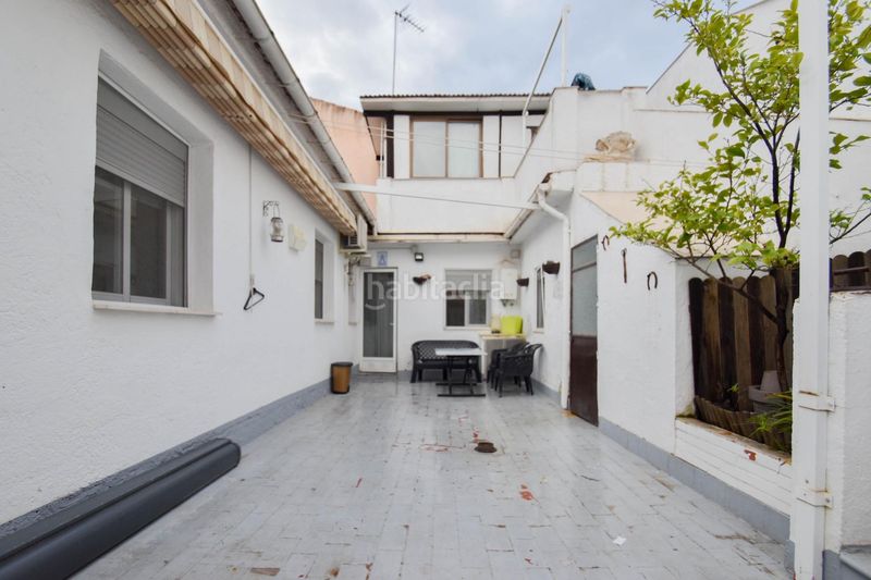 Foto f7e35b0a-a113-4dab-a4f6-39d45b506ab0. Casa a Avda. De los Ogíjares Armilla
