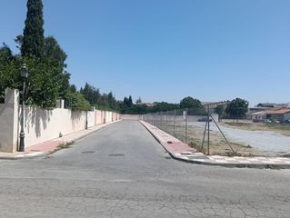 Terreno residenziale  Calle de los reyes católicos. Venta de parcelas urbanas desde 200 m2