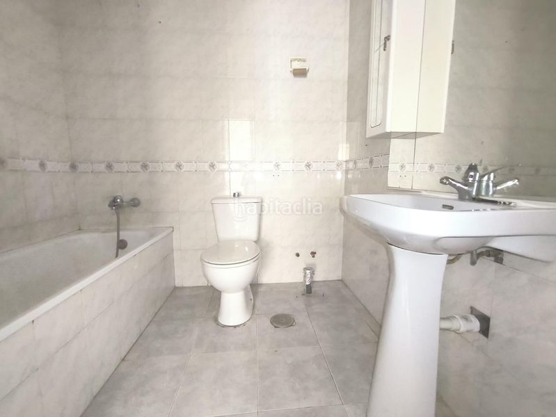 Foto c25ab375-f1b4-46bd-a91f-c7d6b399bc43. Pis amb aparcament a Santa Fe