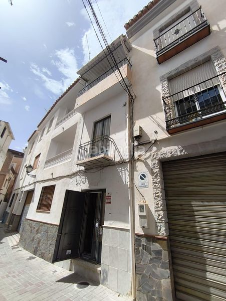 Foto 2bff9297-a2f1-4d3f-8d97-6d6f996bd475. Casa adossada a Lanjarón
