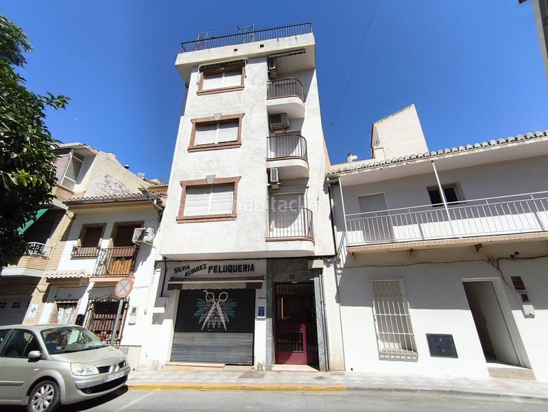 Foto abc3b04a-c017-401f-95ff-bbf19511aa28. Àtic amb aparcament a Atarfe