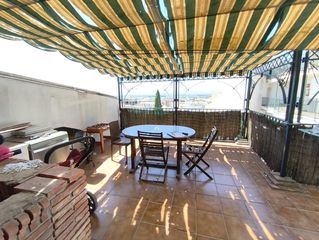 Dachwohnung  Doctor jimenez rueda. Atico en atarfe. dos dormitorios. 28 m2 de terraza