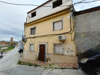 Reihenhaus  Lepanto. Casa adosada en loja