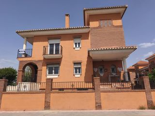 Maison jumelée à Purchil