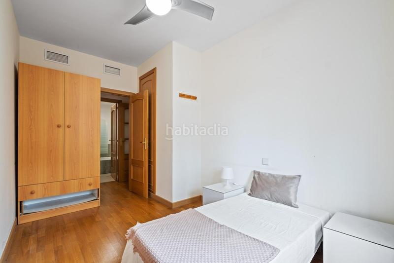 Foto d46ee869-8416-4e19-b0d5-db9964964495. Flat with parking pool in El Consul - Ciudad Universitaria - El Romeral Málaga