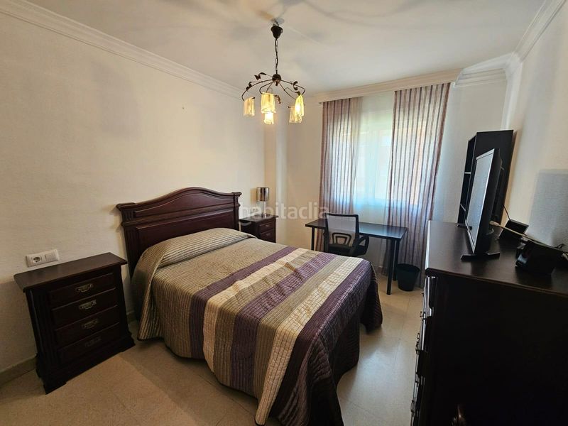 Foto b4ec869c-9470-4d47-a608-480583026b64. Lloguer pis amb piscina a El Consul - Ciudad Universitaria - El Romeral Málaga