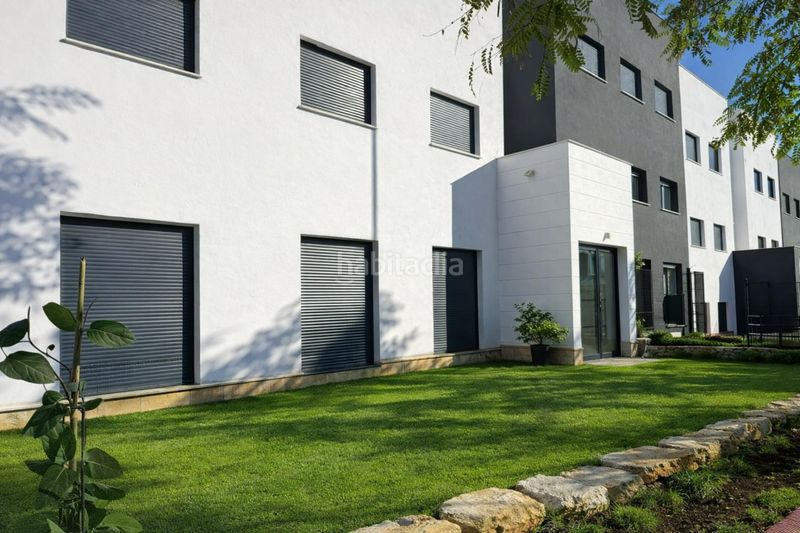 Foto 4355e282-f27b-452b-a7c2-7484210cf9cb. Pis amb aparcament piscina a Santa Isabel Málaga