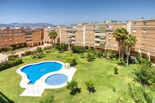 Location Appartement à El Consul - Ciudad Universitaria - El Romeral. Piso en alquiler para médicos mir  a 5 min del hospital clínico