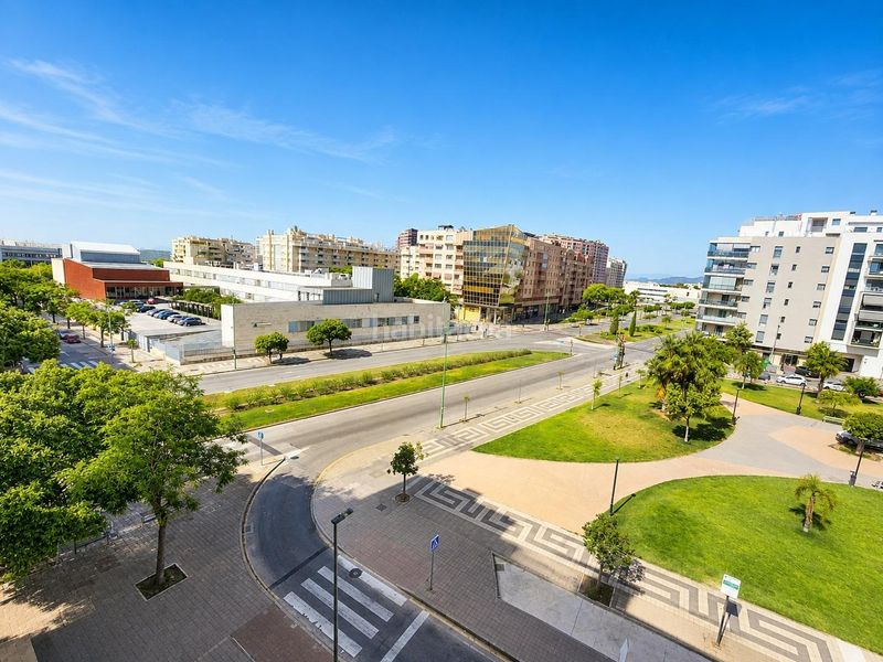 Foto f651af47-f12d-4a74-9edc-ce3739ef9cab. Pis amb aparcament piscina a Teatinos Málaga