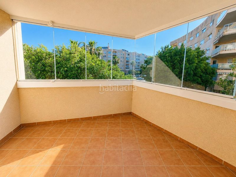 Foto 8ac27d82-d735-4e00-aaa1-88dc0a6e1ff3. Lloguer pis amb piscina a El Consul - Ciudad Universitaria - El Romeral Málaga