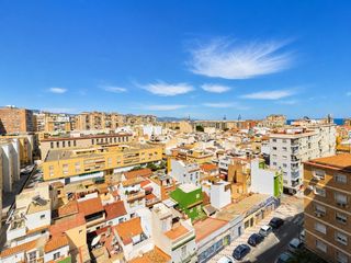 Rent Flat in Parque Ayala - Jardín de la Abadía - Huelín. Piso de alquiler para estudiantes en zona de huelin