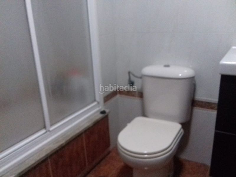 Foto a64f2b84-76ec-4377-a8c4-9b31ea0fa3af. Lloguer pis amb piscina a El Consul - Ciudad Universitaria - El Romeral Málaga