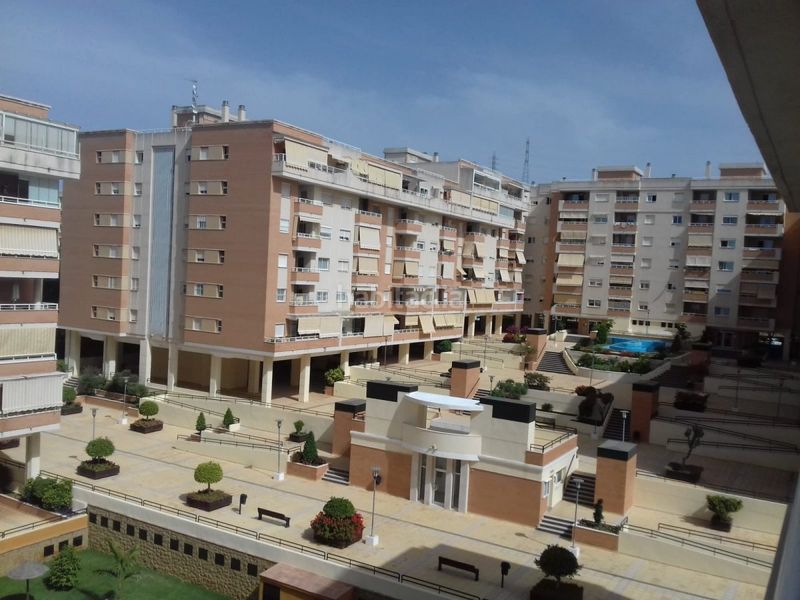 Foto e191cacb-95a3-45ec-8c02-f3a9ff5f6215. Lloguer pis amb piscina a El Consul - Ciudad Universitaria - El Romeral Málaga