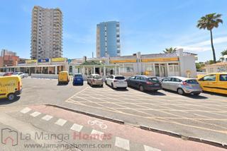 Geschäftsraum in Gran vía de la manga km2,9. Local comercial en la estación de bus de la manga junto a oficin