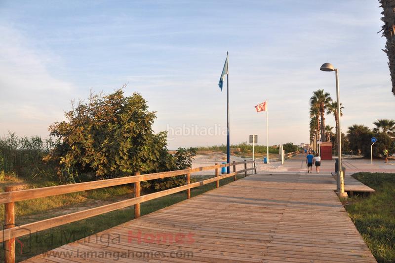 Foto 4878ea96-b63a-4a1d-83ef-6ce7f1bd8e25. Reihenhaus in avenida del mare nostrum 103 in El Mojón Pilar de la Horadada