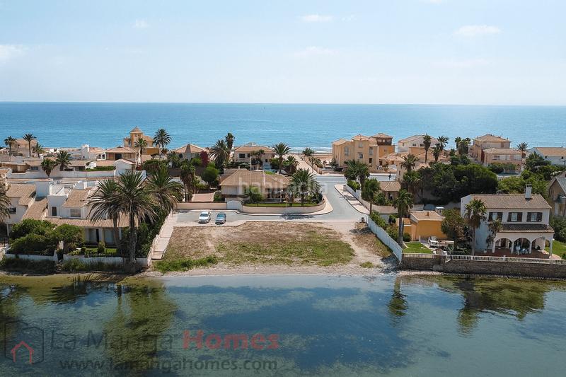 Foto 1a209ca6-399a-4fea-9113-3bd167819deb. Chalet dans n/a dans Playa de las Gaviotas - El Pedrucho Manga del Mar Menor (La)