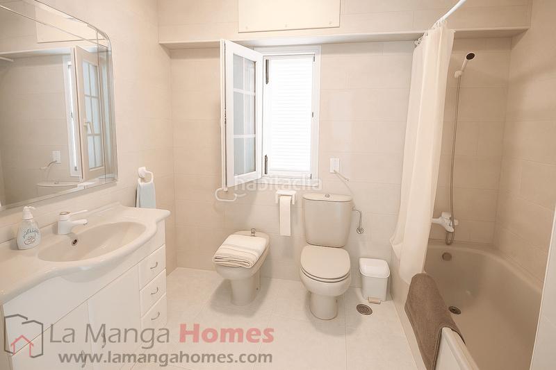 Foto f375a3c3-bed3-4855-8010-bd6b5f117230. Chalet dans n/a dans Playa de las Gaviotas - El Pedrucho Manga del Mar Menor (La)