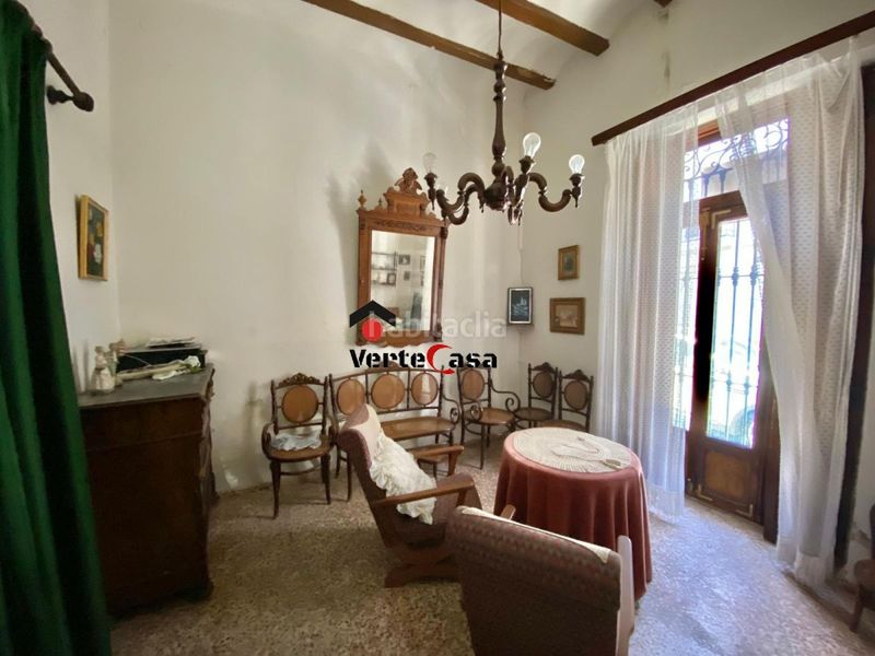 Foto 9e249b6e-f857-442d-9845-ef32ed256813. Casa amb calefacció a Alberic