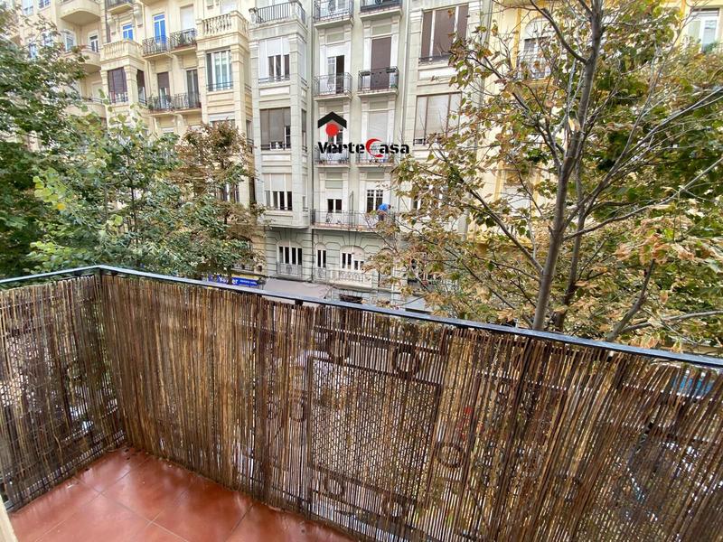 Foto d6ce5386-ebb4-42de-afbd-ee0dcfc32b0b. Rent flat with heating in Gran Via Valencia