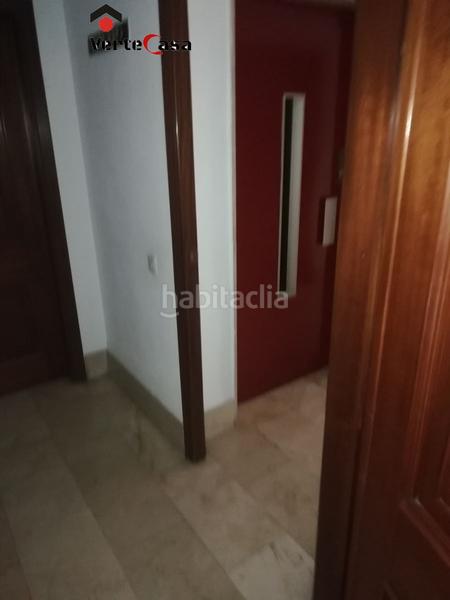 Foto c6dc21d2-1ca6-4aa5-af57-cb08894f796e. Alquiler piso  en alquiler en facultades, 4 dormitorios. en Valencia