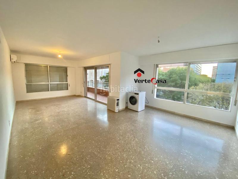 Foto 10f9097b-1f51-4664-8837-701e435c7d3e. Rent flat with heating parking in Ciutat Universitaria Valencia