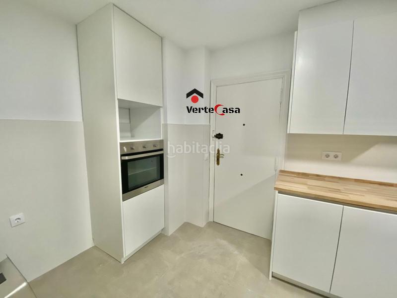 Foto 6d566663-a455-422e-89ba-ab44a064a552. Rent flat with heating parking in Ciutat Universitaria Valencia