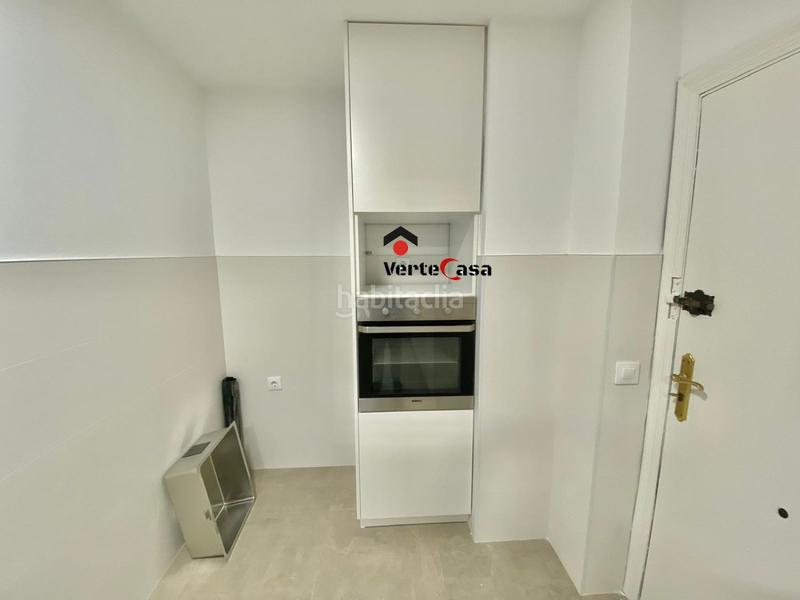 Foto eef35e94-443c-4653-8c6b-2e45c9f41644. Rent flat with heating parking in Ciutat Universitaria Valencia