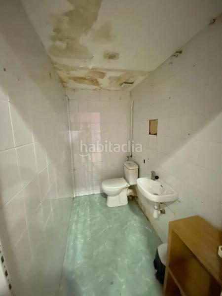 Foto 3c4ea8c2-f1c5-4ff5-8fe4-e7766cd5c353. Local comercial a La Petxina Valencia