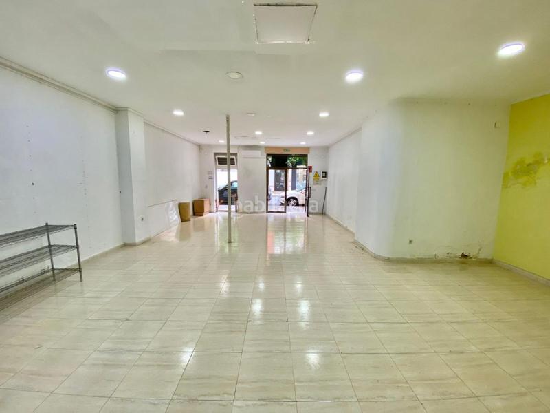 Foto ed3e4627-eb32-4496-b214-e2fb7ea71e2f. Local comercial a La Petxina Valencia