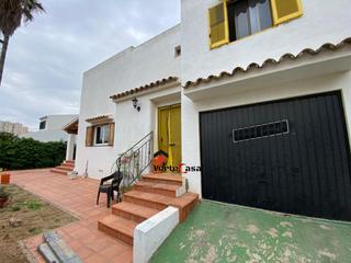 Xalet  Play-puig les villes. Chalet individual en venta en playa, 4 dormitorios.