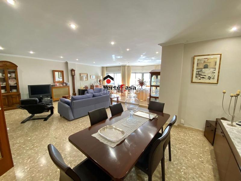 Foto 4a1c1ec6-79ce-4719-abda-77bfdee2c03f. Flat with heating in Jaume Roig Valencia