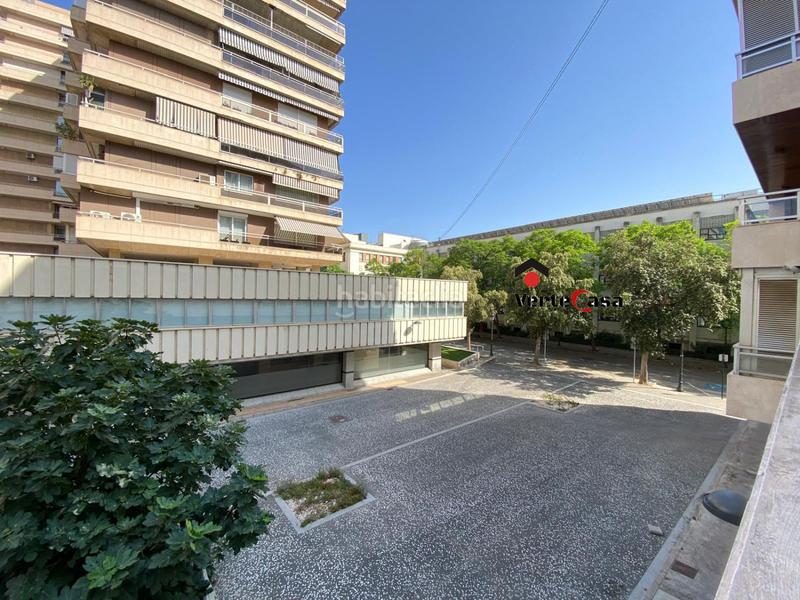 Foto eeaff8d5-662c-490f-b102-f5f7957bddd9. Flat with heating in Jaume Roig Valencia