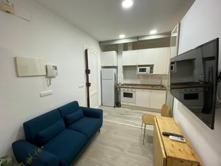 Miete Etagenwohnung in La Petxina. Piso en alquiler en pechina, 2 dormitorios.