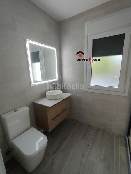 Foto 0bcae747-4d4d-418e-baca-fdc204f8ab7c. Casa adossada amb aparcament a Foios