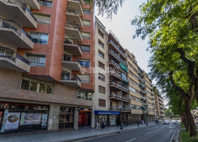 Foto 8c84f842-f262-46a4-ba15-e17465f9c612. Piso  en venta en Nou Eixample Nord Tarragona