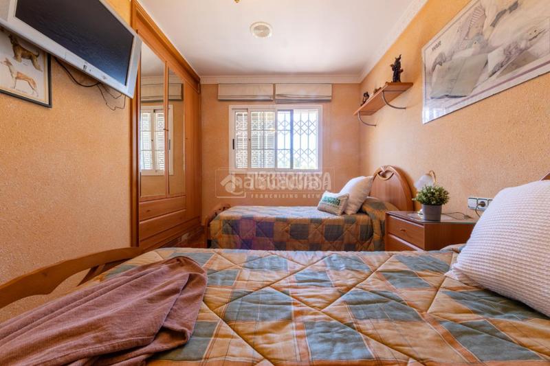 Foto 3c0db950-9060-497e-ab50-7a33f2d6c191. Casa aparellada amb piscina a Altafulla