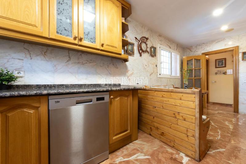 Foto 55f44b66-a5c7-420f-a8d3-797bd25271e5. Casa aparellada amb piscina a Altafulla