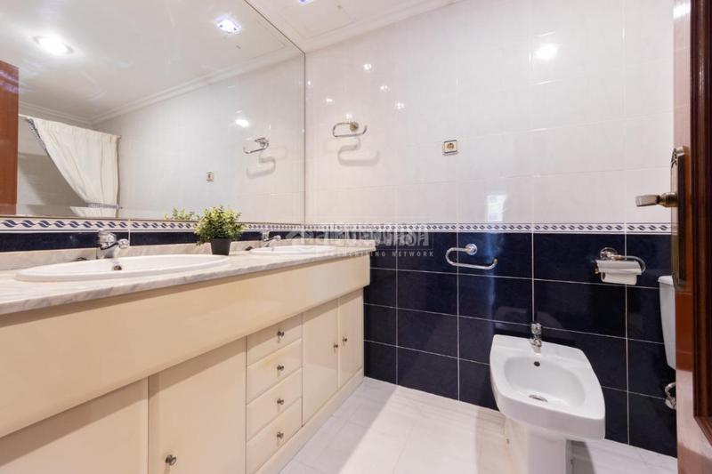 Foto 06033f1d-b44f-4431-a9e6-a2c8aa5fea13. Pis amb calefacció aparcament a Nou Eixample Sud Tarragona