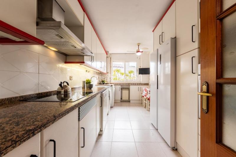 Foto 345bf3a2-3d97-4ca8-9d42-b2a00427395e. Pis amb calefacció aparcament a Nou Eixample Sud Tarragona