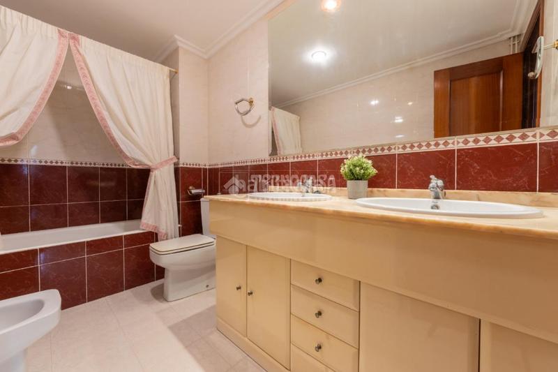 Foto 3fd62bfd-a2ae-49fa-a831-806aa546f07d. Pis amb calefacció aparcament a Nou Eixample Sud Tarragona