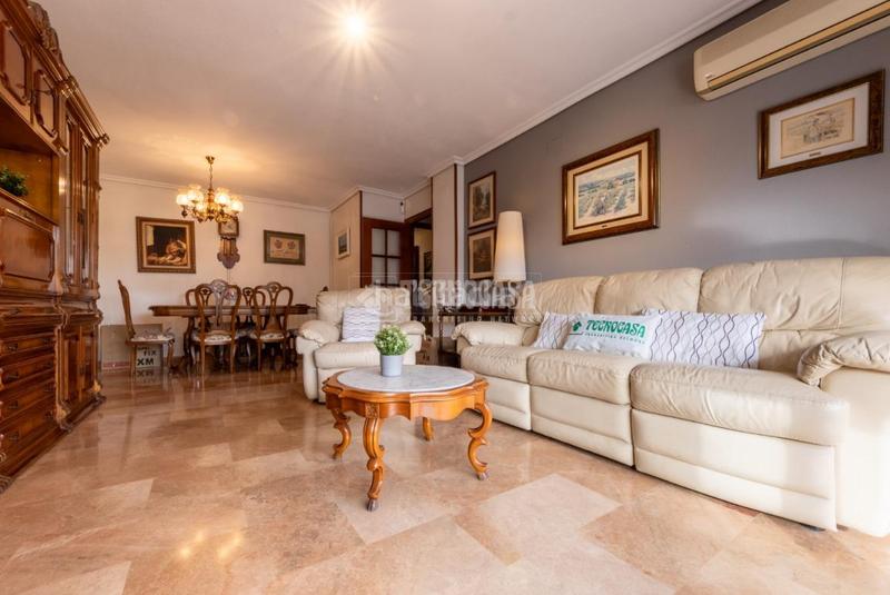 Foto ce57d061-3817-4556-8b8d-b48b9b83f8dc. Pis amb calefacció aparcament a Nou Eixample Sud Tarragona