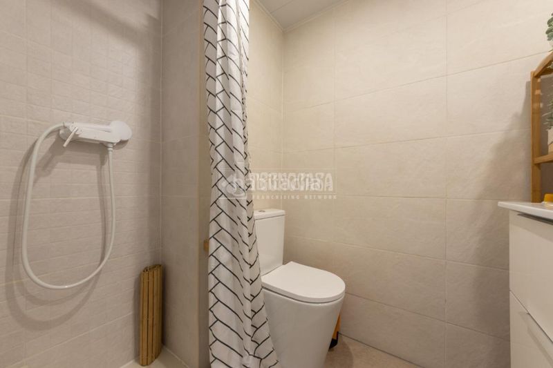 Foto a536f7fb-bc19-4352-9fde-2e9855fe3e08. Pis amb aparcament a Vila-seca poble Vila-seca
