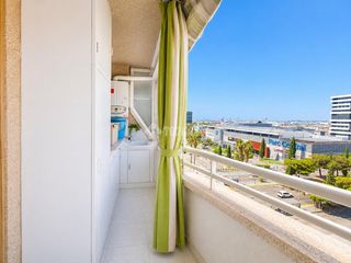 Pis  Av. de roma. Piso en venta en tarragona
