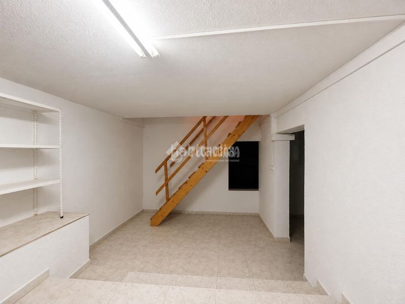 Foto 91b865c8-58d7-4c7b-b389-547d19de7831. Casa aparellada amb calefacció piscina a Eixample Tarragona