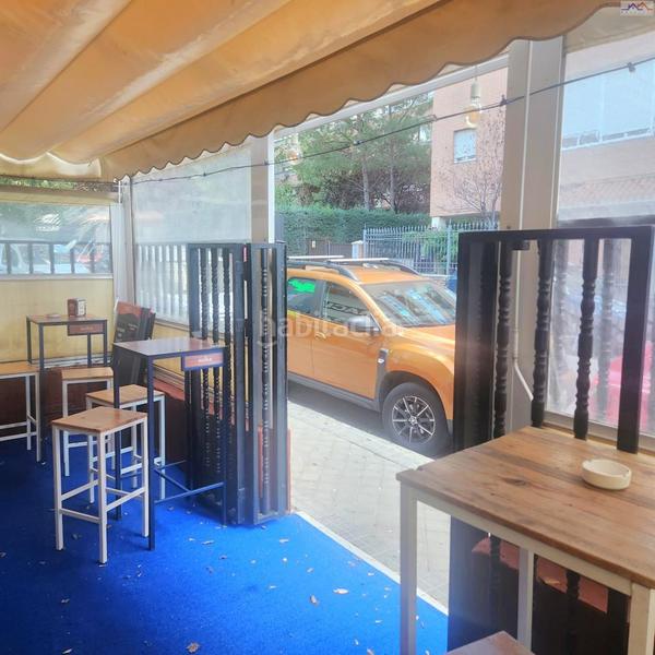 Foto 68d9cfb1-a178-45bd-afa5-835f88e1434b. Local comercial  en puente de vallecas en Madrid