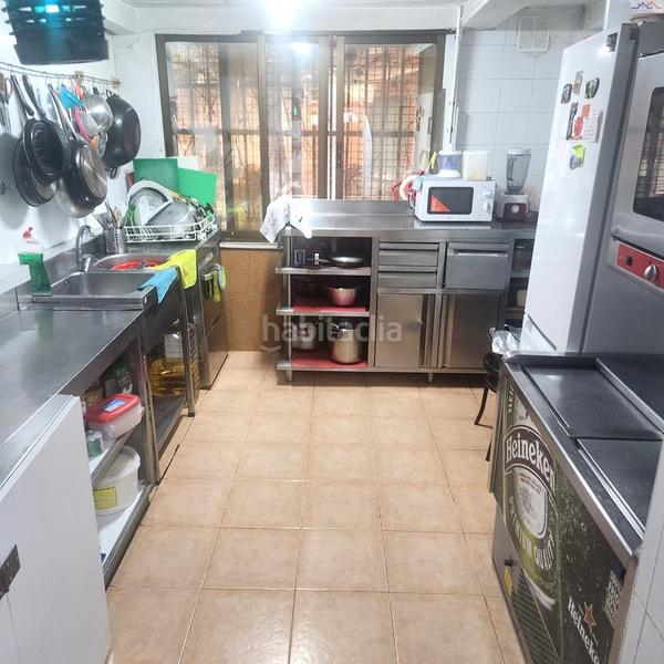 Foto c8326e44-3069-4779-80d0-47facbd3462d. Local comercial  en puente de vallecas en Madrid