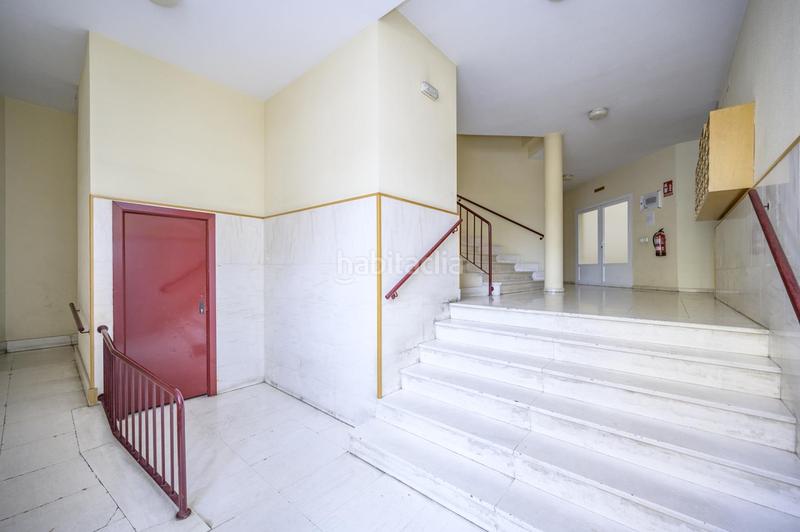 Foto 2c1688e2-0a82-42e8-a310-4abff5c1e19f. Planta baja piso 3dormitorios, garaje y tarstero. Centro en Parla
