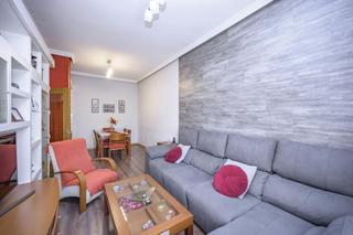 Planta baja  De humanes. Piso 3dormitorios, garaje y tarstero. parla centro