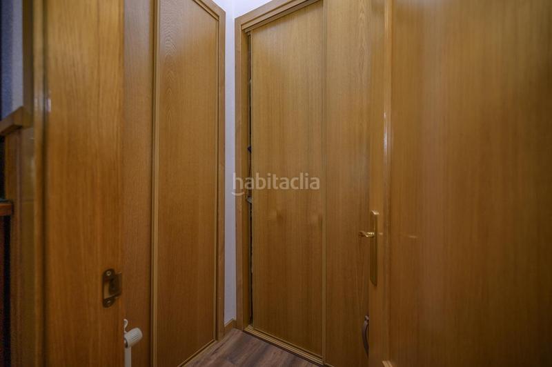 Foto b010fb48-0396-460c-9826-80016a317d79. Planta baja piso 3dormitorios, garaje y tarstero. Centro en Parla