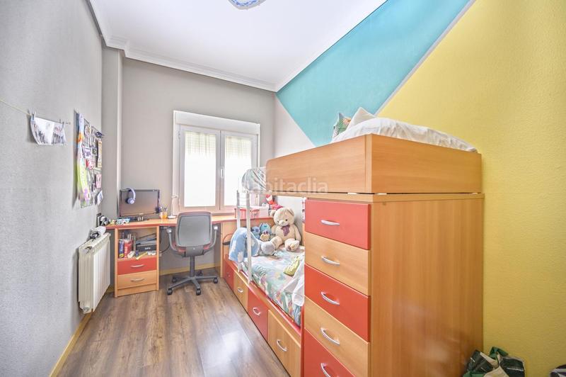 Foto e42811c8-38da-4562-834e-ca3a4f0368b6. Planta baja piso 3dormitorios, garaje y tarstero. Centro en Parla